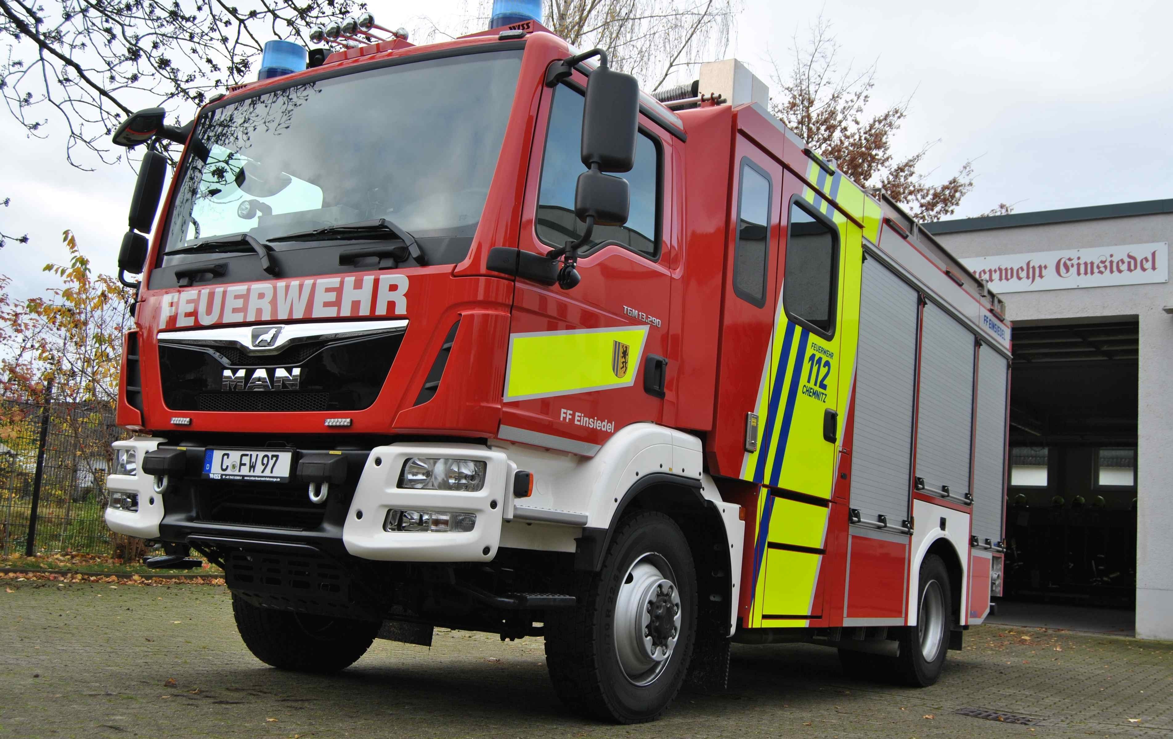 HLF10 => Hilfeleistungslöschruppenfahrzeug